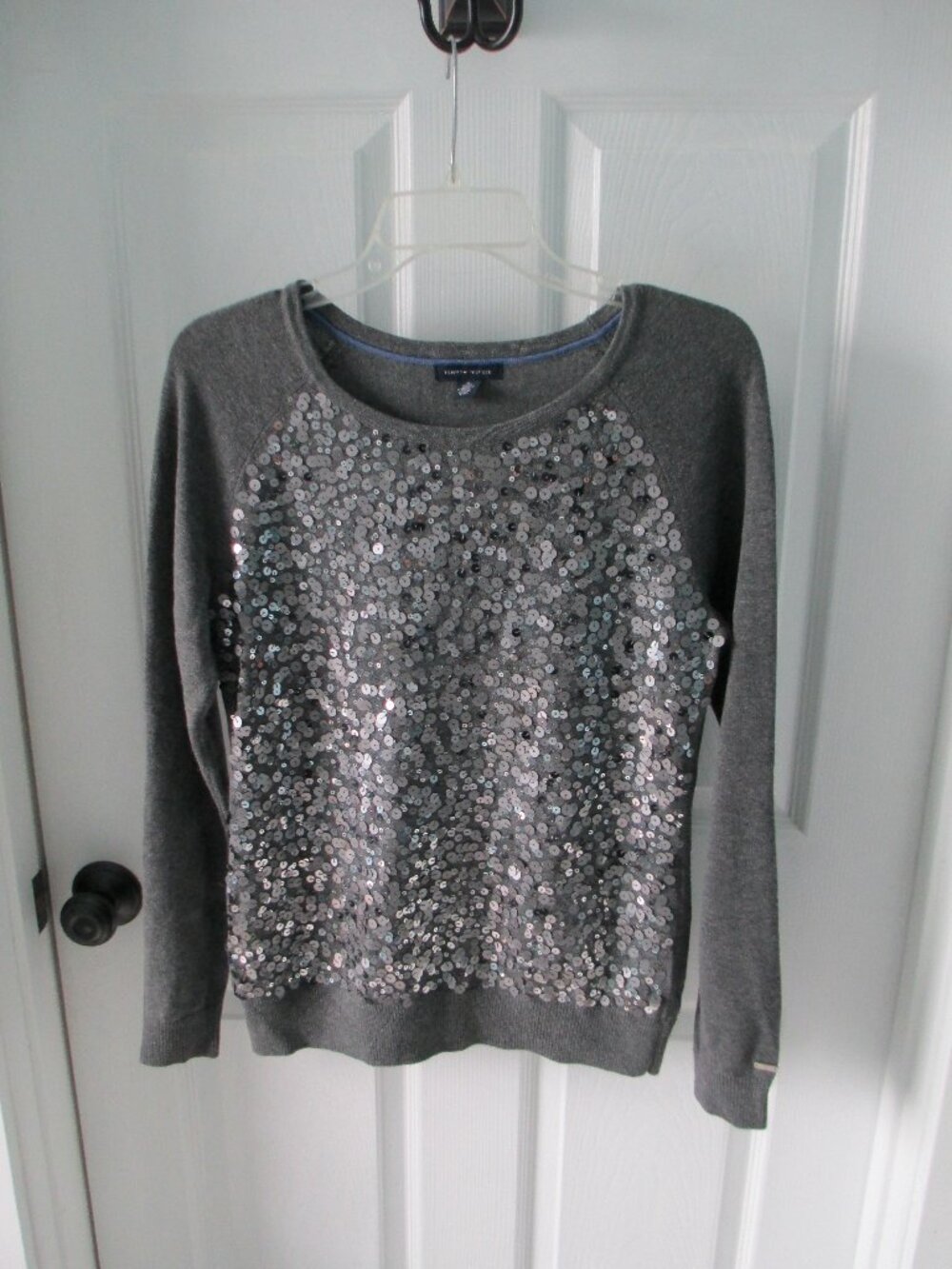 Tommy Hilfiger sporty sequin light sweater